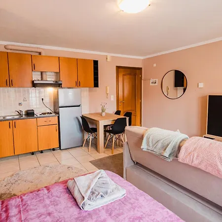 Pezodromos Lejlighed